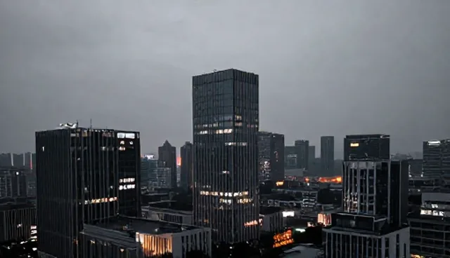深圳网站设计公司：展示与商机推广服务的深度融合